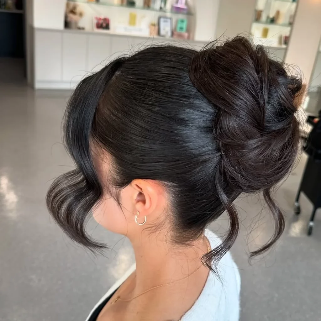 Fresh Summer Bun Hairstyles 2026: Elegant & Trendy Ideas for Every Hair Type