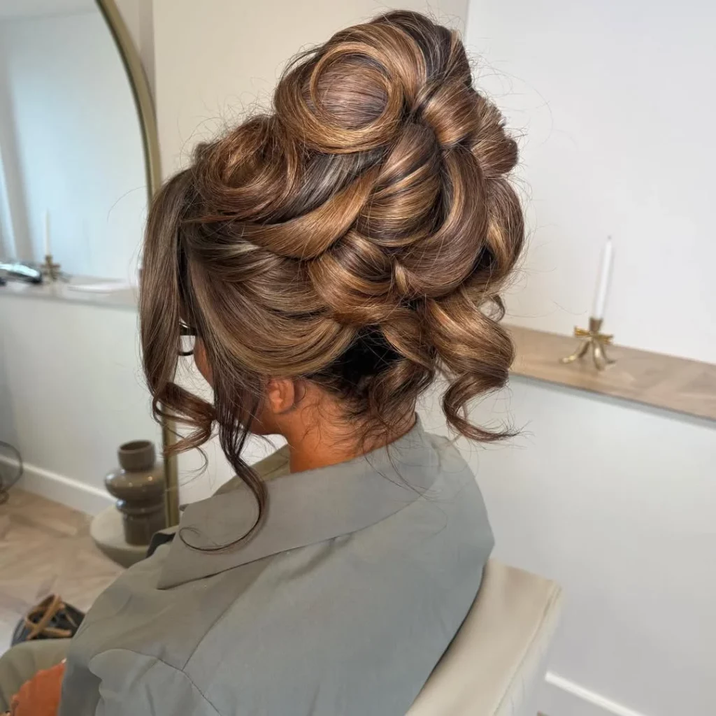 Fresh Summer Updo Hairstyles 2026: Elegant & Cute Ideas for Every Hair Type