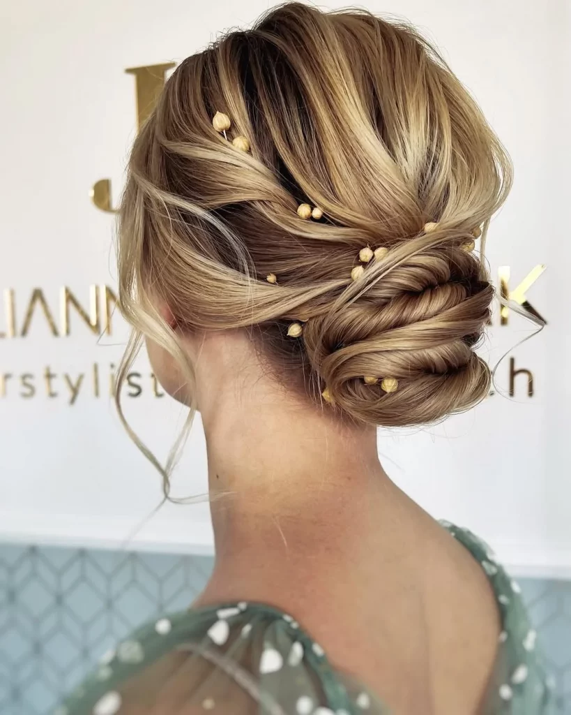 Fresh Summer Updo Hairstyles 2026: Elegant & Cute Ideas for Every Hair Type
