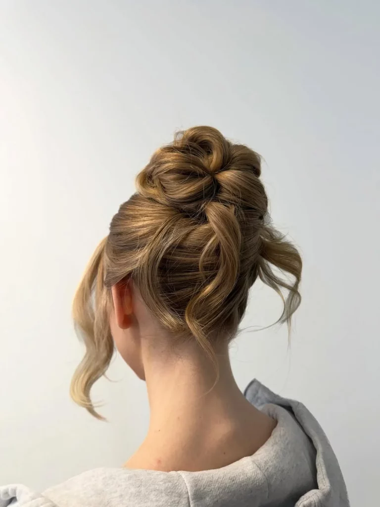 Fresh Summer Updo Hairstyles 2026: Elegant & Cute Ideas for Every Hair Type