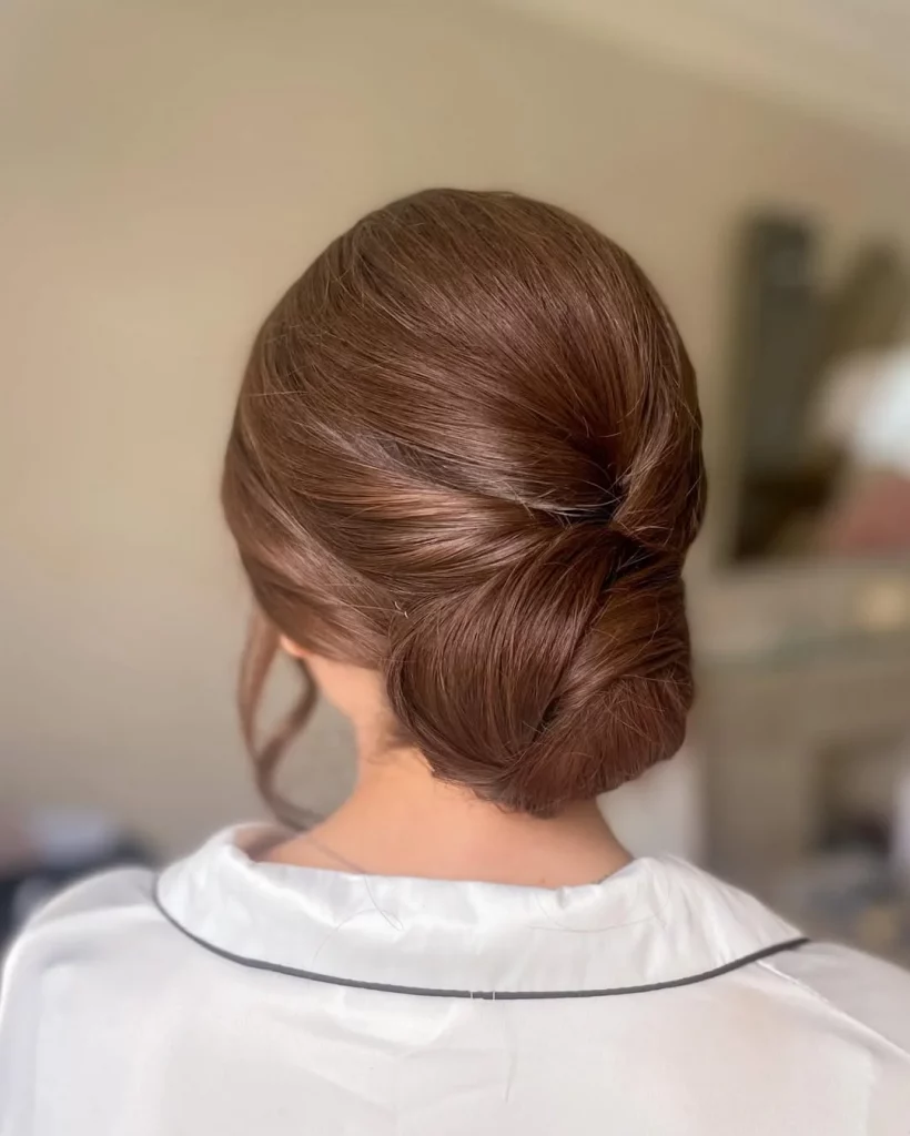 Fresh Summer Updo Hairstyles 2026: Elegant & Cute Ideas for Every Hair Type