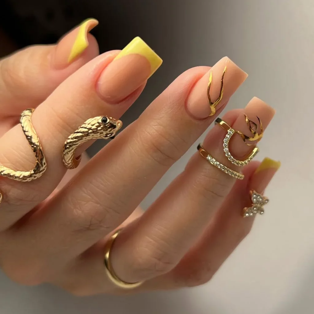 Summer Acrylic Nails 2026: Trendy Almond, Coffin & Square Nail Ideas for a Stylish Summer