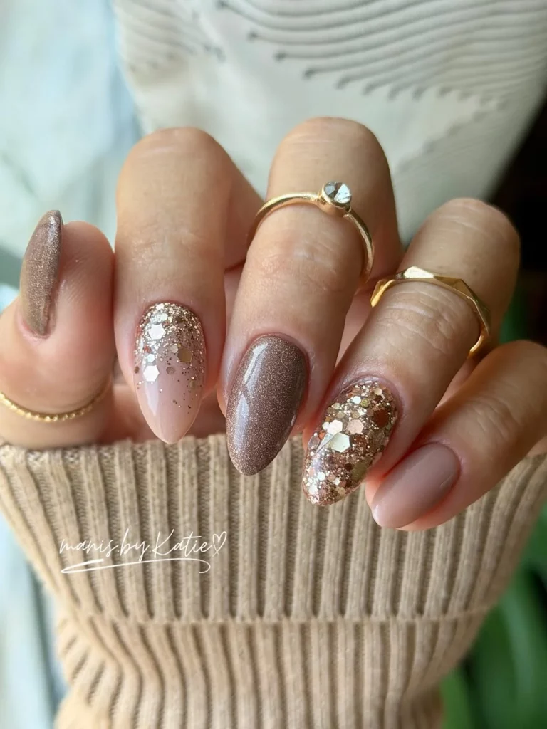 Summer Dip Nails 2026: The Prettiest Glitter, Pink & Almond Shape Ideas for the Season
