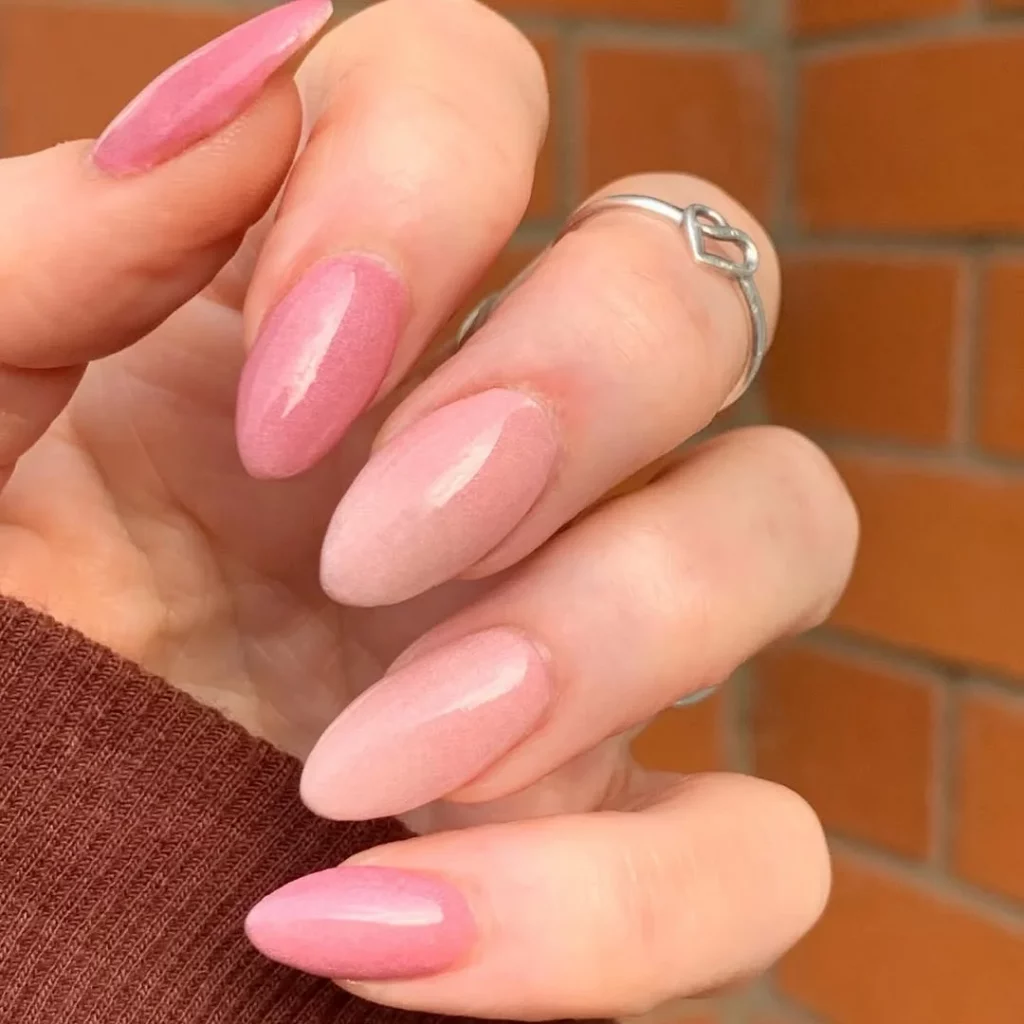 Summer Dip Nails 2026: The Prettiest Glitter, Pink & Almond Shape Ideas for the Season