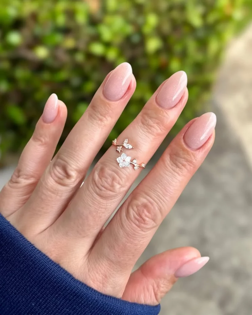 Summer Dip Nails 2026: The Prettiest Glitter, Pink & Almond Shape Ideas for the Season