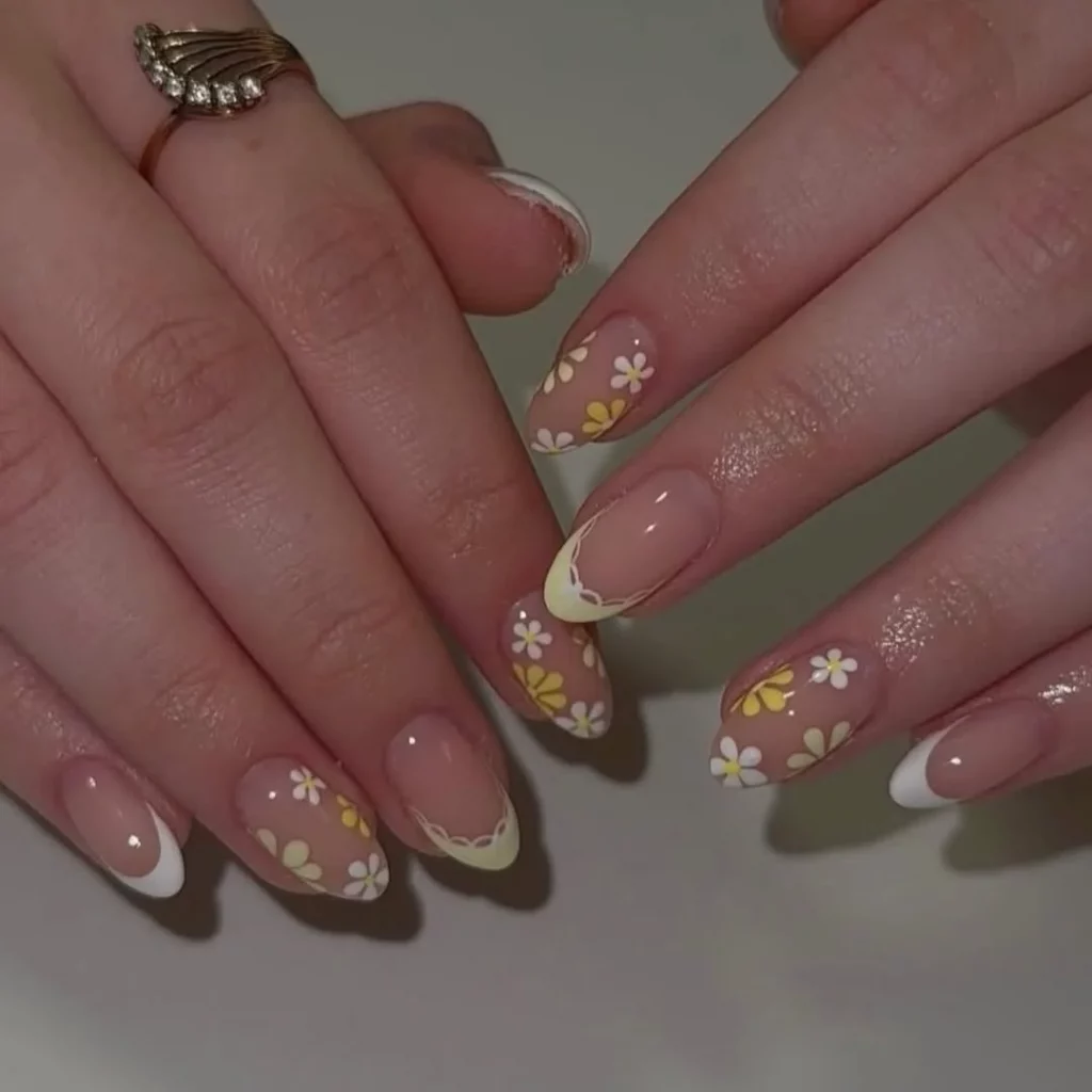 Summer Nail Colours 2026: 26 Trendy Ideas for Almond, Short & Chrome Nails