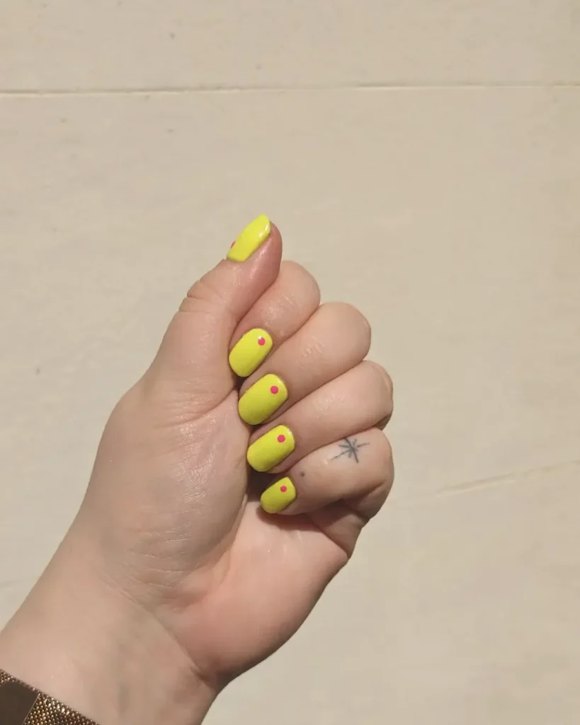 Summer Nail Colours 2026: 26 Trendy Ideas for Almond, Short & Chrome Nails