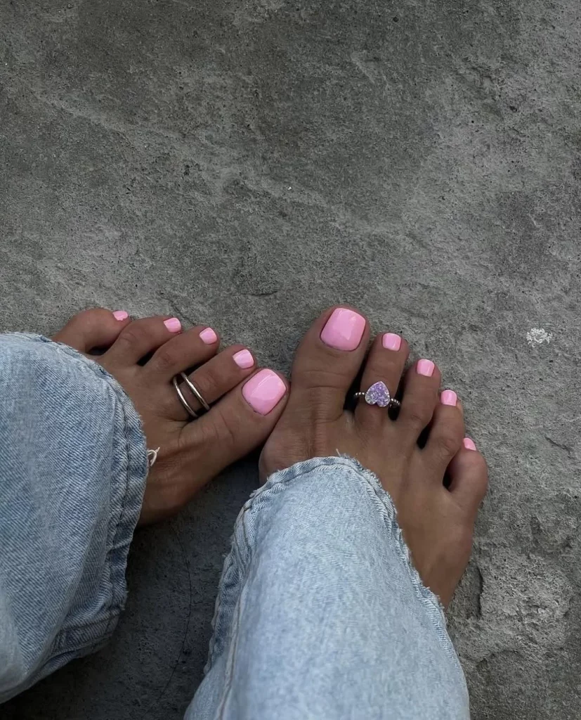 Summer Pedicure Colors 2026: Trendy Pink, Blue & Chic Pedi Ideas for Every Skin Tone