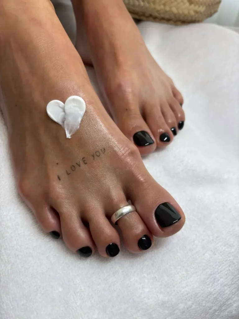 Summer Toe Nails Colors 2026: Bright, Chic & Trendy Pedicure Ideas for Every Summer Mood