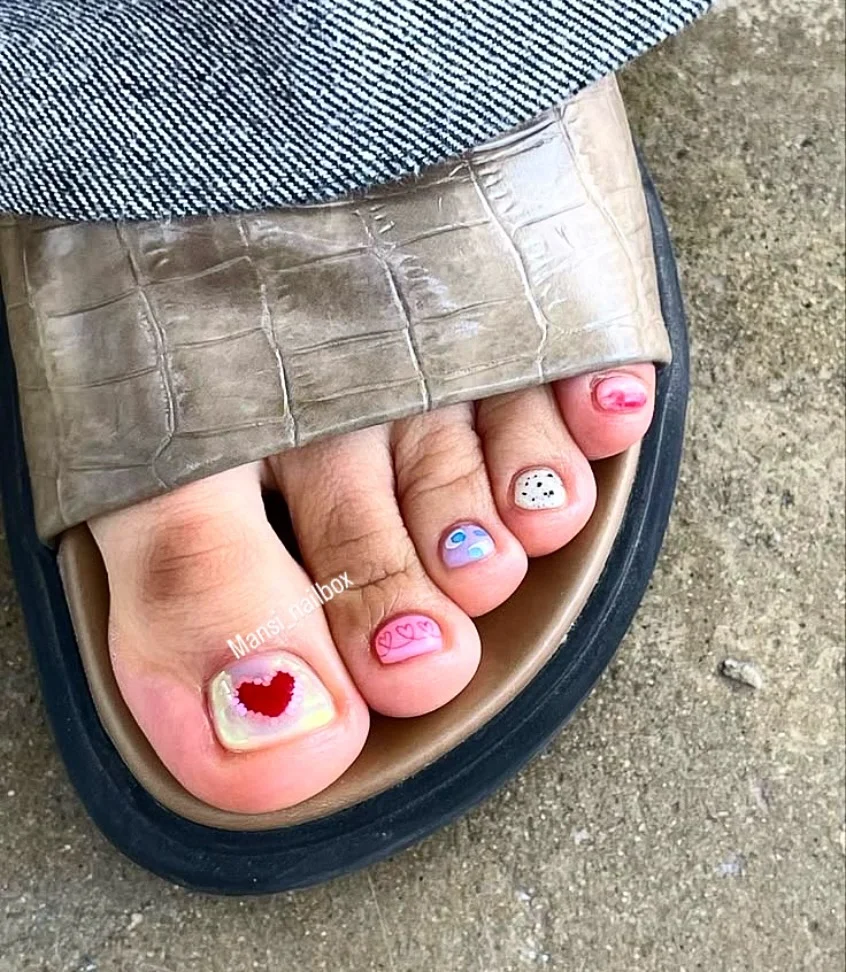 Summer Toe Nails Ideas 2026: Trendy Colors, Simple Designs & Cute Pedicure Inspiration