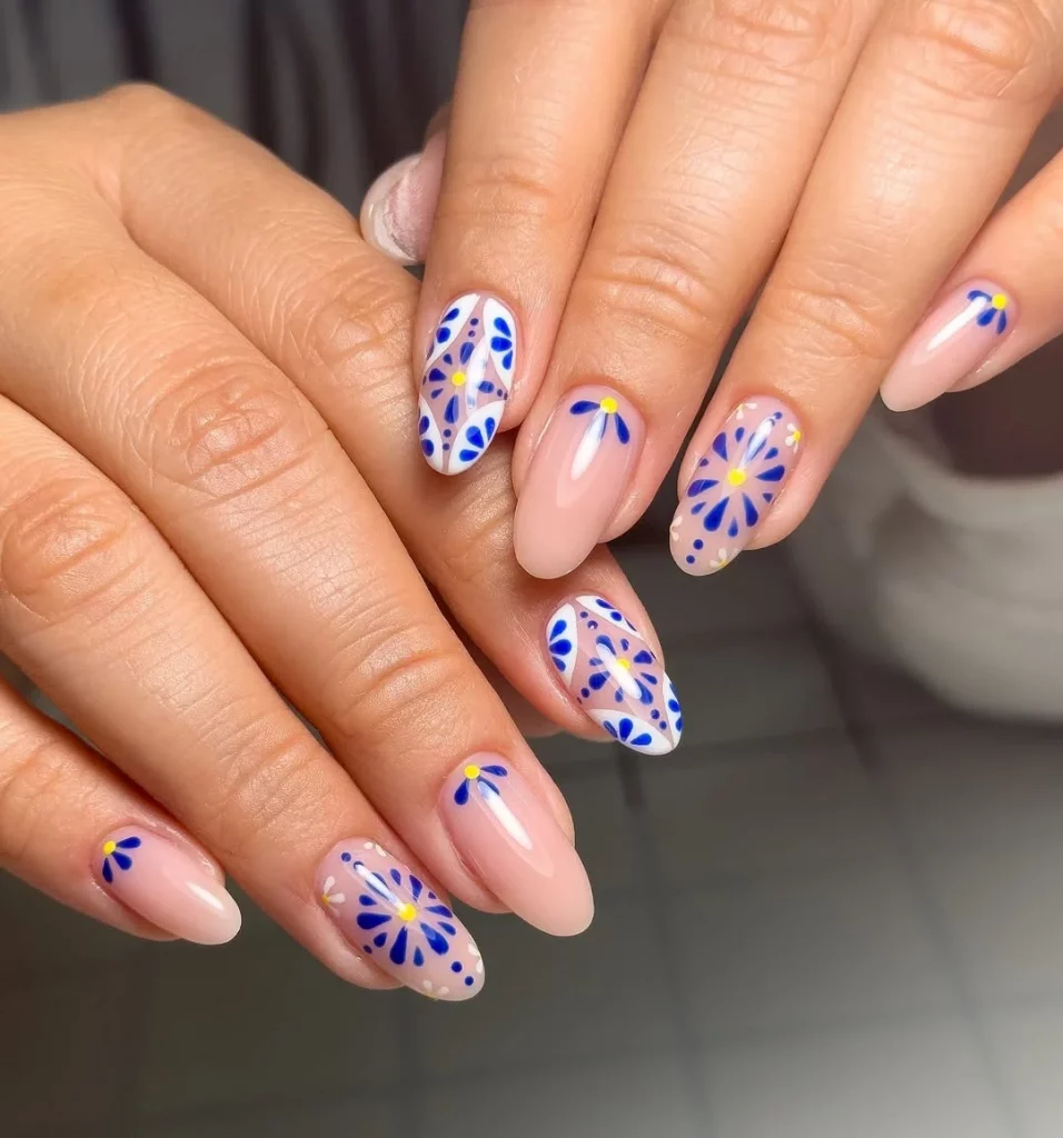 Summer Vacation Nails 2026: Trendy Beach, Almond & Simple Nail Ideas