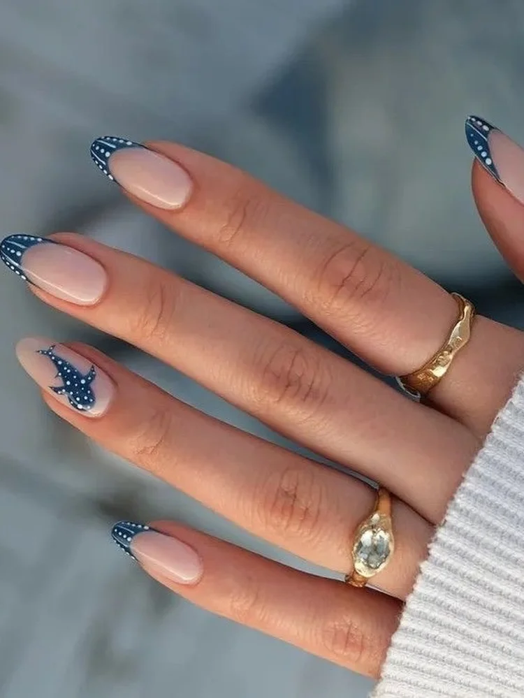 Summer Vacation Nails 2026: Trendy Beach, Almond & Simple Nail Ideas